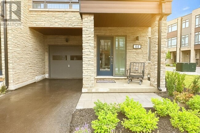 Building Photo - 64 Wyn Wood Ln