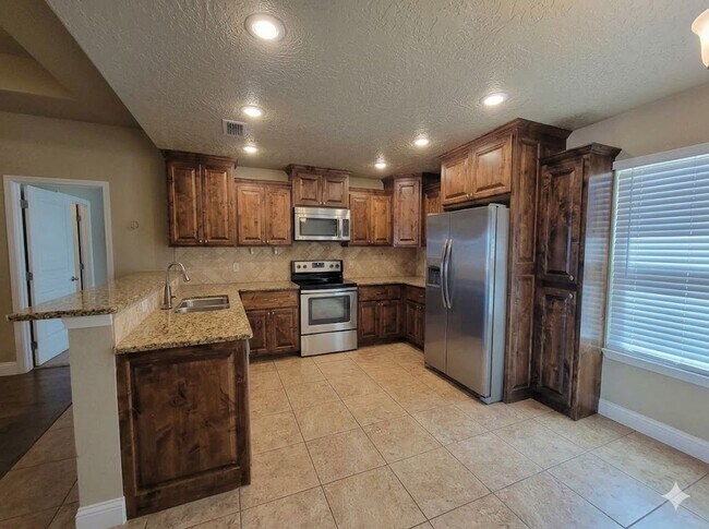 Building Photo - Beautiful 3 bed 2 bath home!