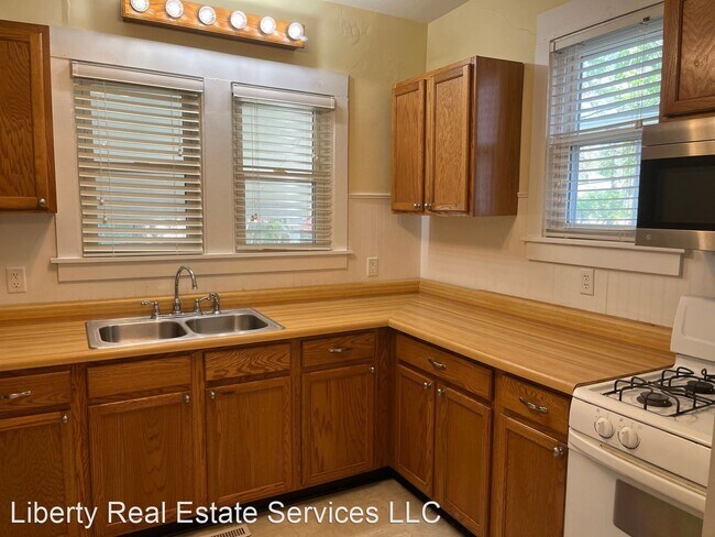 Building Photo - 3 br, 1 bath House - 1150 North 2nd