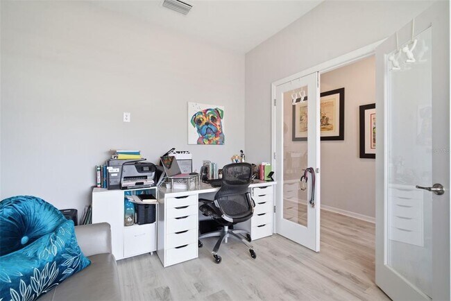 Foto del edificio - 31477 Westbury Ests Ave