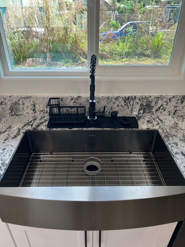 Foto del edificio - 16-2144-2144 Treefern Dr