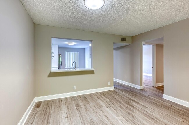 Foto del edificio - 240 SE 10th St