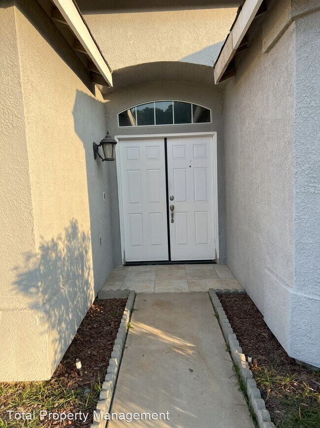 Foto del edificio - 3 br, 2 bath House - 1360 Martinho Ave.