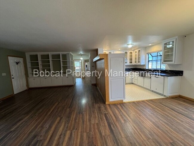 Building Photo - 3722 Lyla Ln