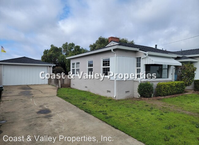 Building Photo - 3 br, 2 bath House - 339 Noice Dr.