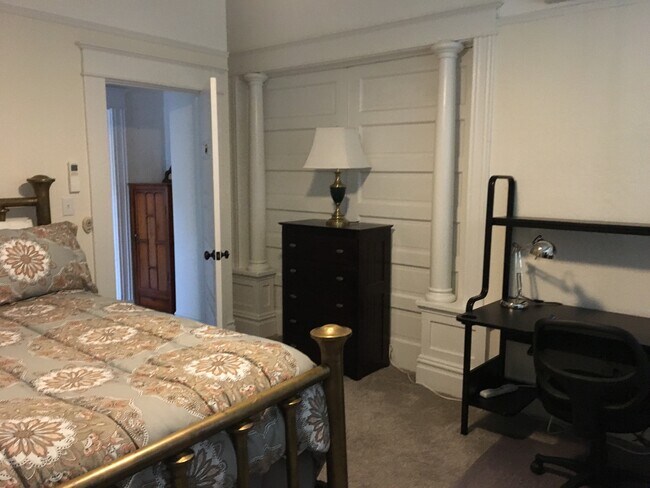 Foto del edificio - 102 W Fulton St