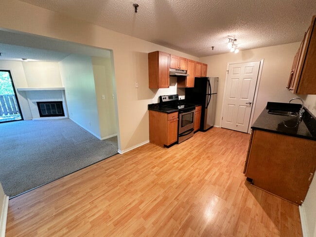 Foto del edificio - 1340 Brook St