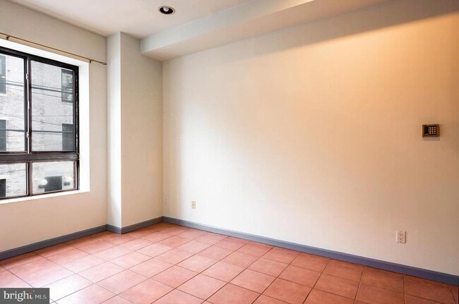 Building Photo - 763 S 8th St