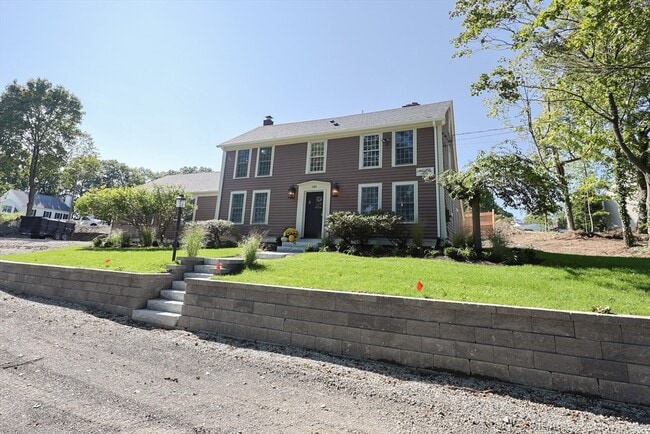 Foto del edificio - 144 Old Connecticut Path