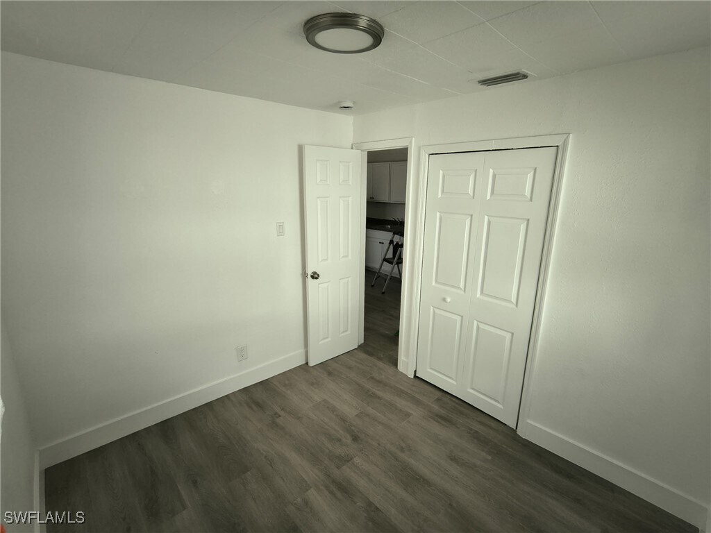 Foto del edificio - 3343-3347-3347 Dora St