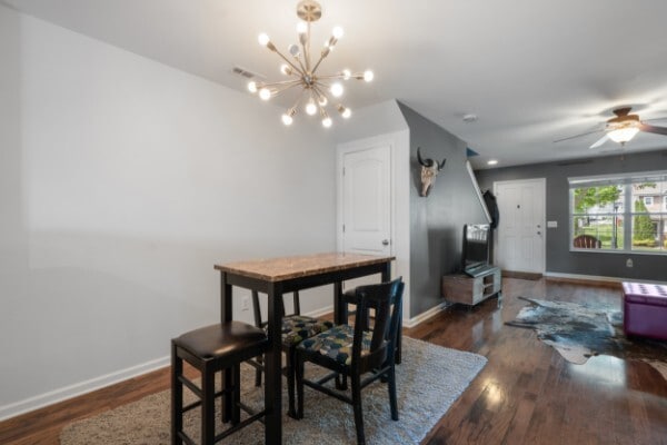 Building Photo - 1322 Riverbrook Dr