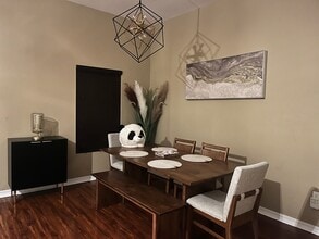 Building Photo - 13385 Willow Oak Cir