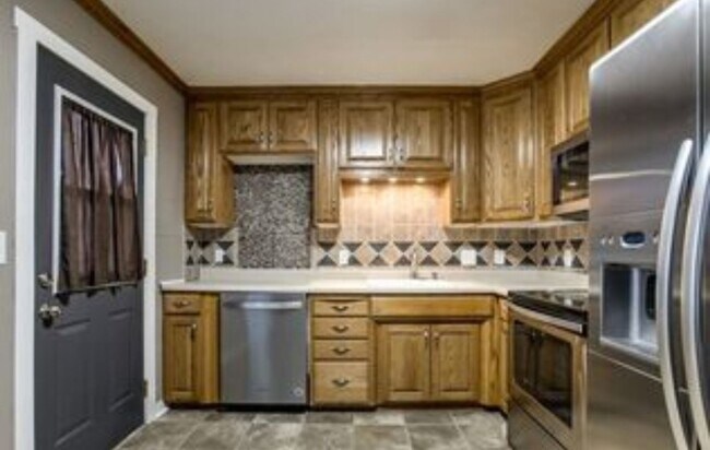 Foto del edificio - Spacious 2 Bedroom in La Vista!