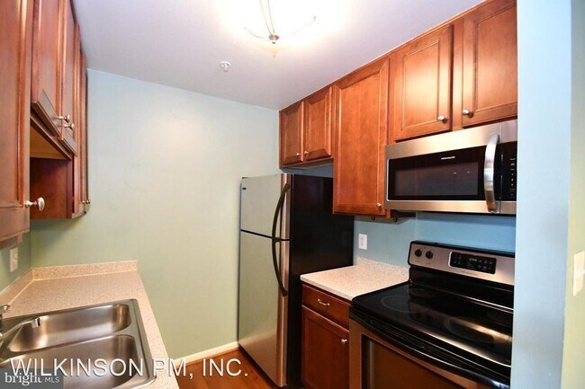 Building Photo - 3 br, 2.5 bath House - 93 Fern Oak Circle ...