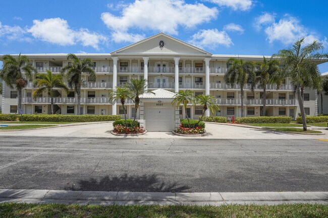 Foto del edificio - 6037 Balboa Cir
