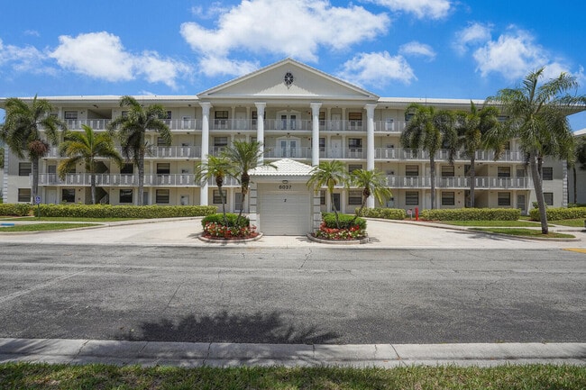 Building Photo - 6037 Balboa Cir