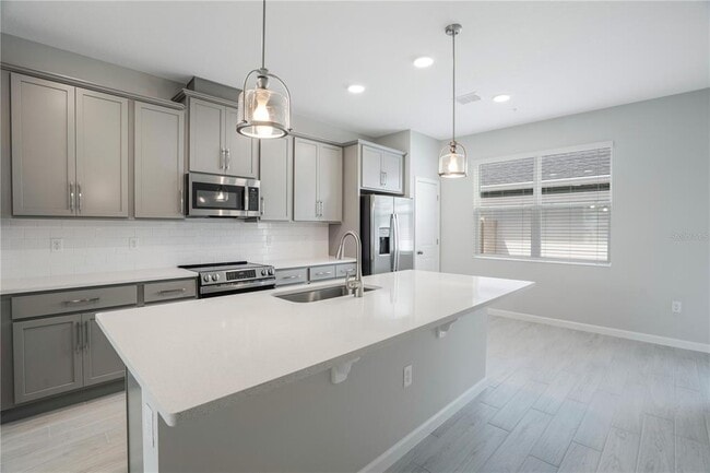 Building Photo - 628 Pothos St