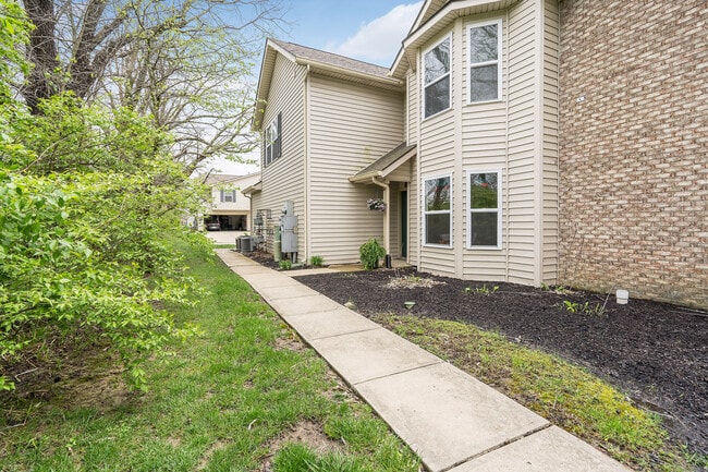 Building Photo - 474 Glenn Villa Ln