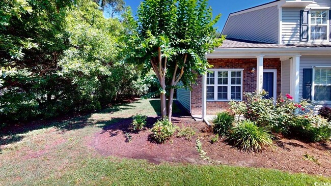 Building Photo - 1000 Pembroke Ct