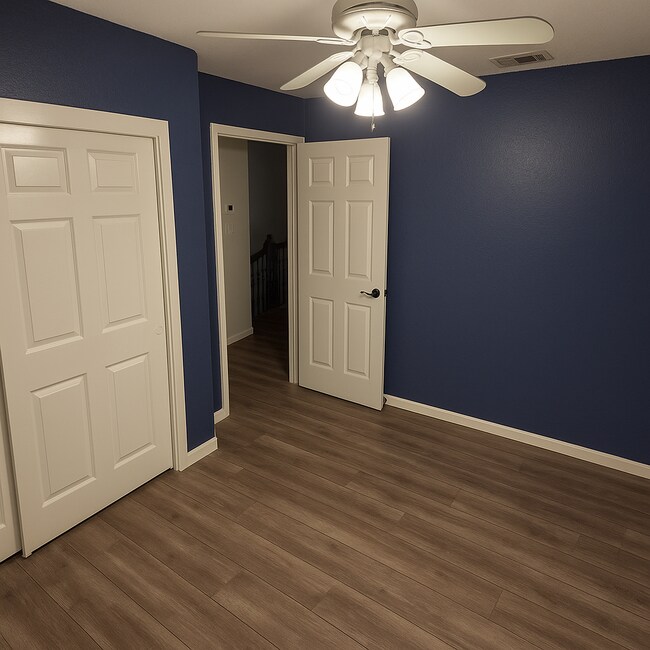 Building Photo - 4108 Falling Leaf Ct