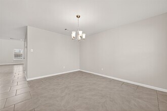Building Photo - 18343 Stablewood Manor Trail