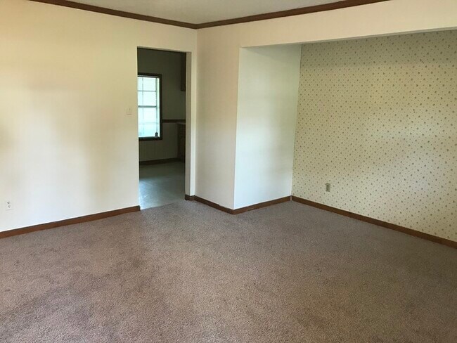 Building Photo - 2208 Boykin Road - House for Rent!