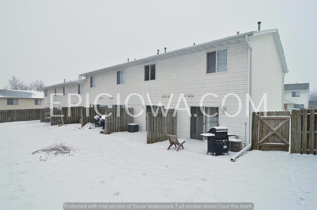 Building Photo - 2811 Cory Ct SW