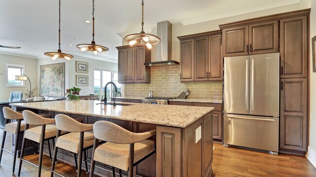 Building Photo - Greenville, 2BD +Study/2BA, 2547SF