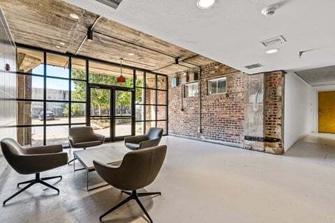 Foto del edificio - United Jewelers and Lee Hardware Apartments