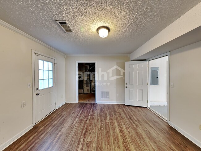 Foto del edificio - 4098 Amberly Ct