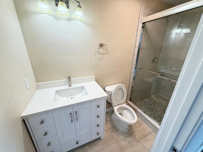 Photo - 3611 Portland St Townhome