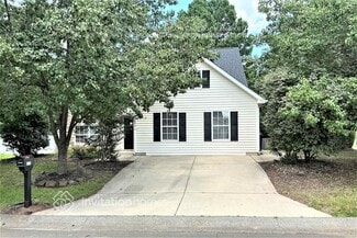 Building Photo - 2831 Bombay Dr