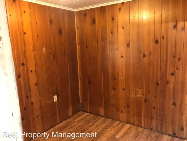 Building Photo - 2 br, 1 bath House - 3642 Mill St