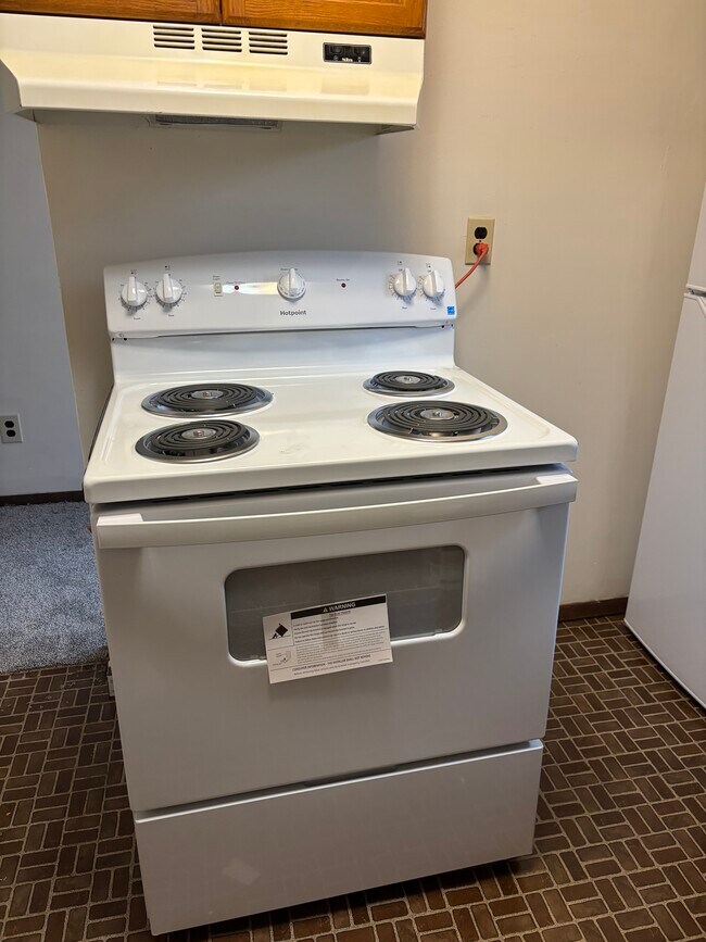 Foto del edificio - 368 Warner Dr