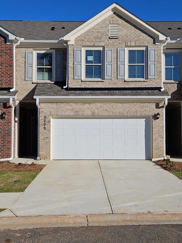 3209 Gallant Fox Ln, Snellville, GA 30078 Townhome Rentals in