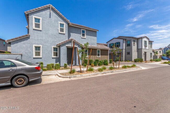 Building Photo - 4833 S Ferric