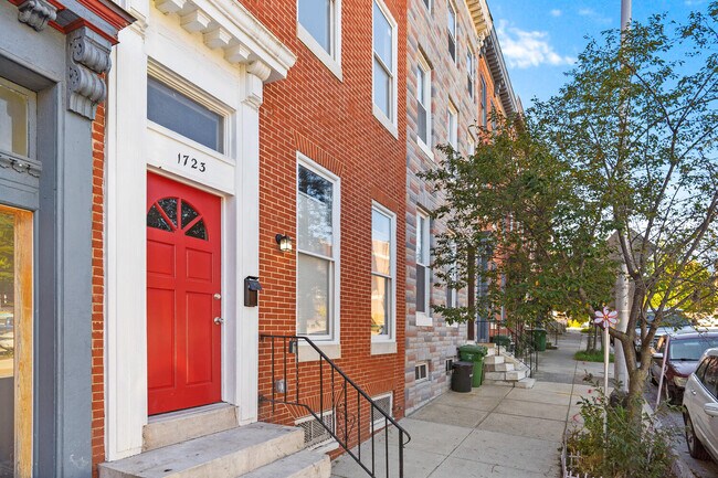 Building Photo - 1723 Hollins St