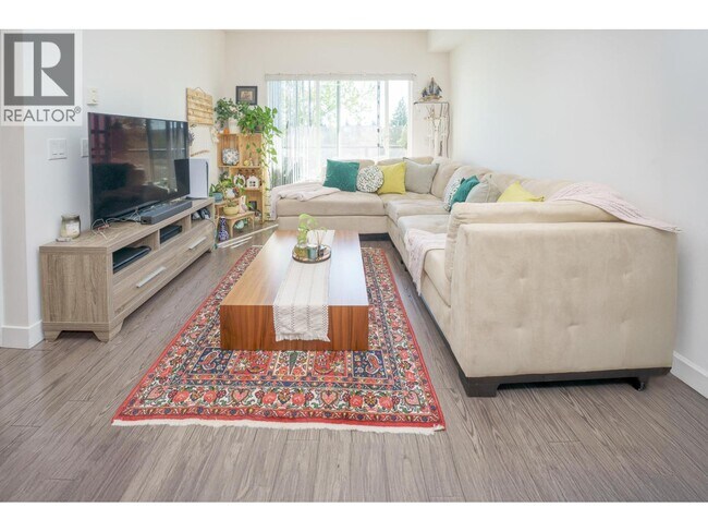 Photo du bâtiment - 12070-12227 227 St