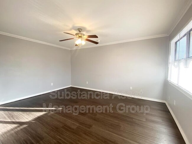 Photo - 1430 NW 25th St Apartment