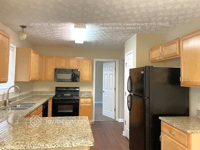 Foto del edificio - 1607 Eagle Dr