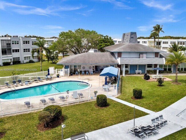 Foto del edificio - 2300 Park Ln