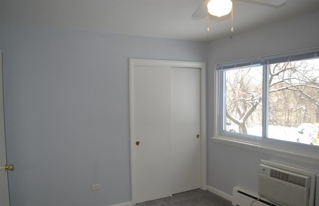 Building Photo - 510 Seegers Rd