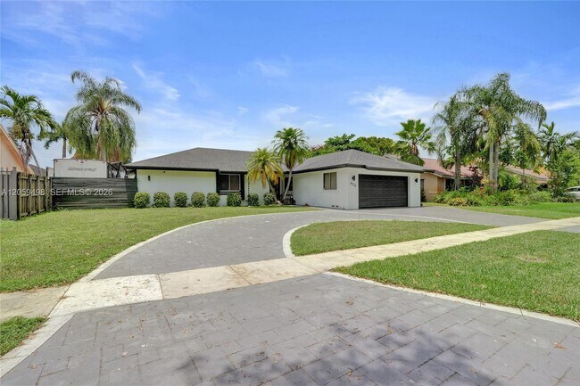 Foto del edificio - 620 SW 100th Ave