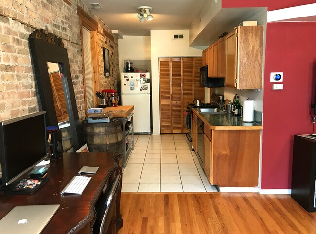 Foto del edificio - 1332 N Cleaver St