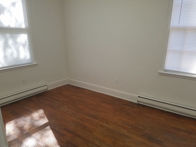 Foto del edificio - Two Bedroom Apt For Rent in Sumter SC! Two...