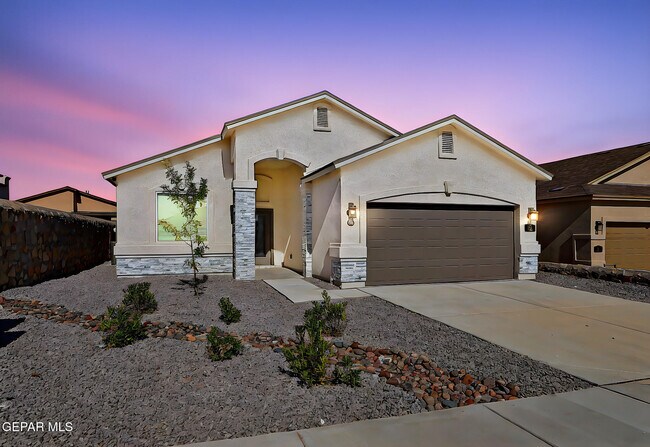 Foto del edificio - 143 Sarah Trl