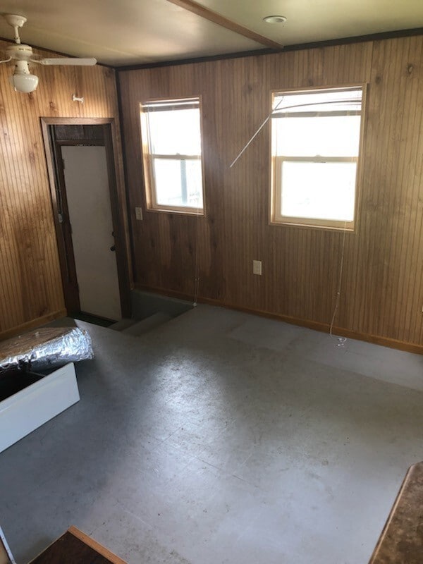 Building Photo - Charming 3 bedroom house close to McKennan and Downtown!