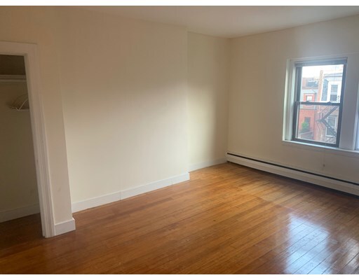 Primary Photo - 372 Marlborough St