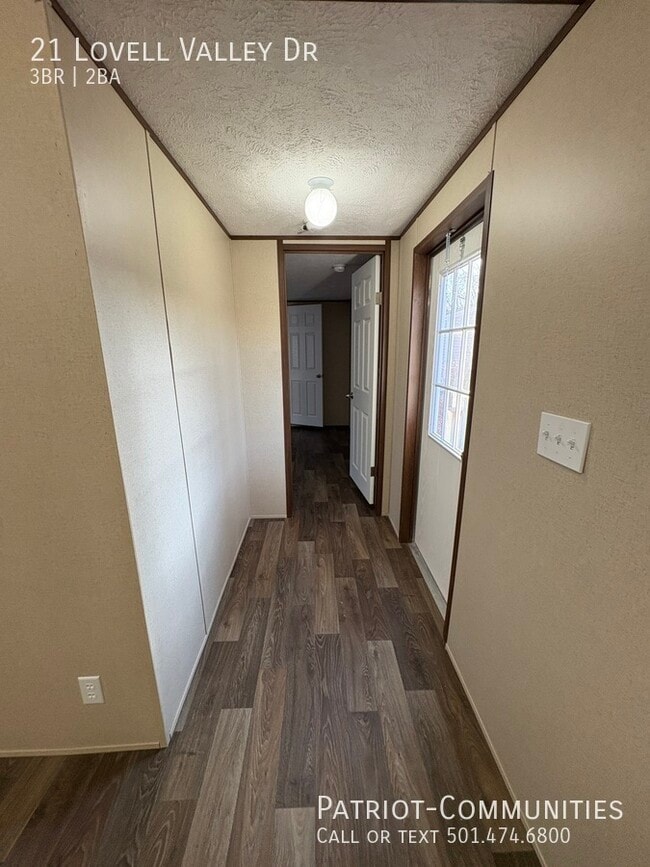 Foto del edificio - 21 Lovell Valley Dr