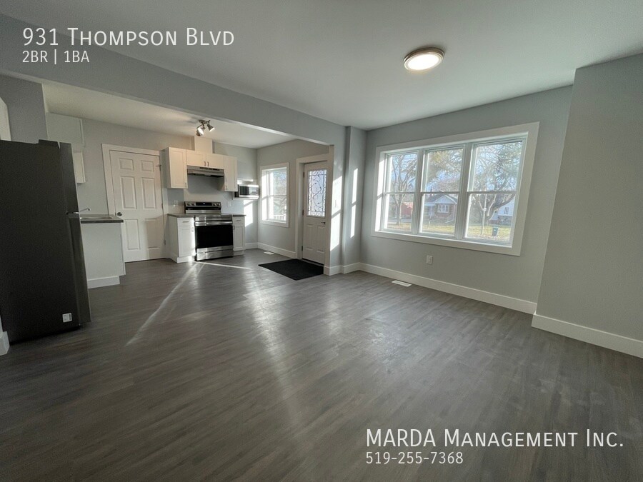 Primary Photo - MDRN & SPACIOUS NEWLY RENOED 2 BED/1BATH H...
